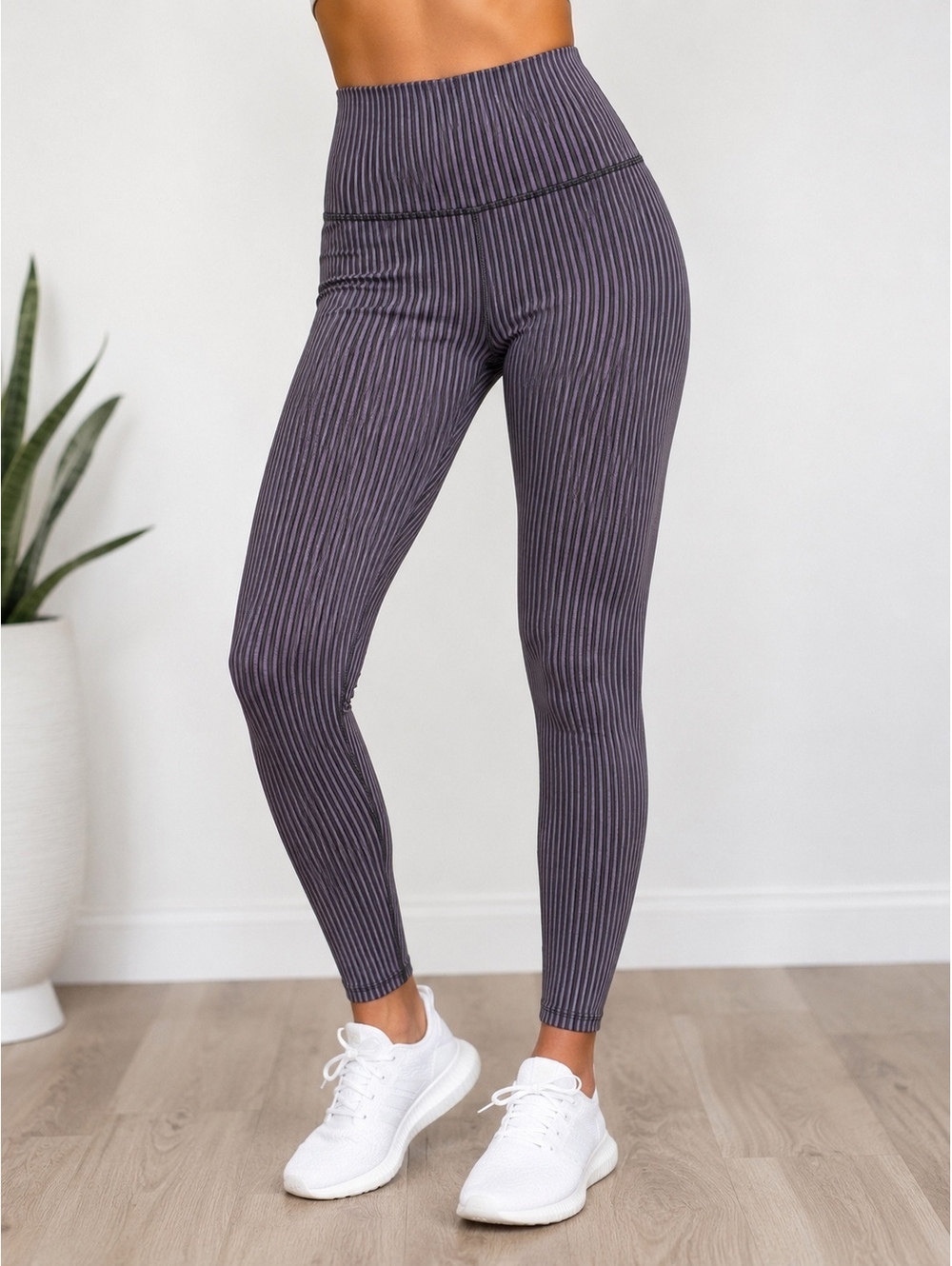 Fabletics Womens XS/4 High Waisted Seamless Rib Leggings Purple Black NWT $59.95